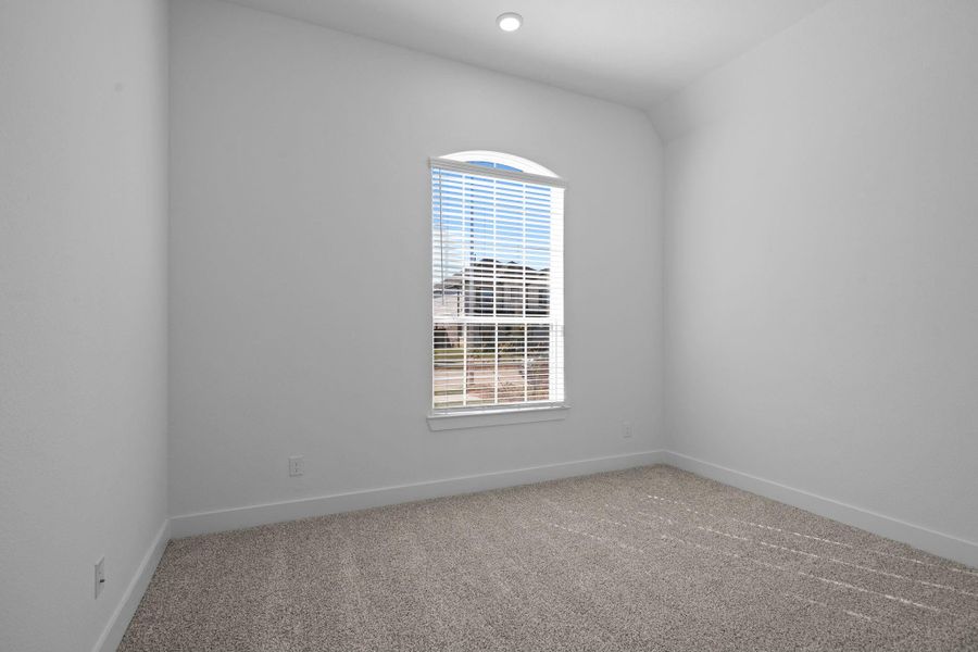 Spacious, unfurnished interior of a new home in Attwater, Waller (Image 25).