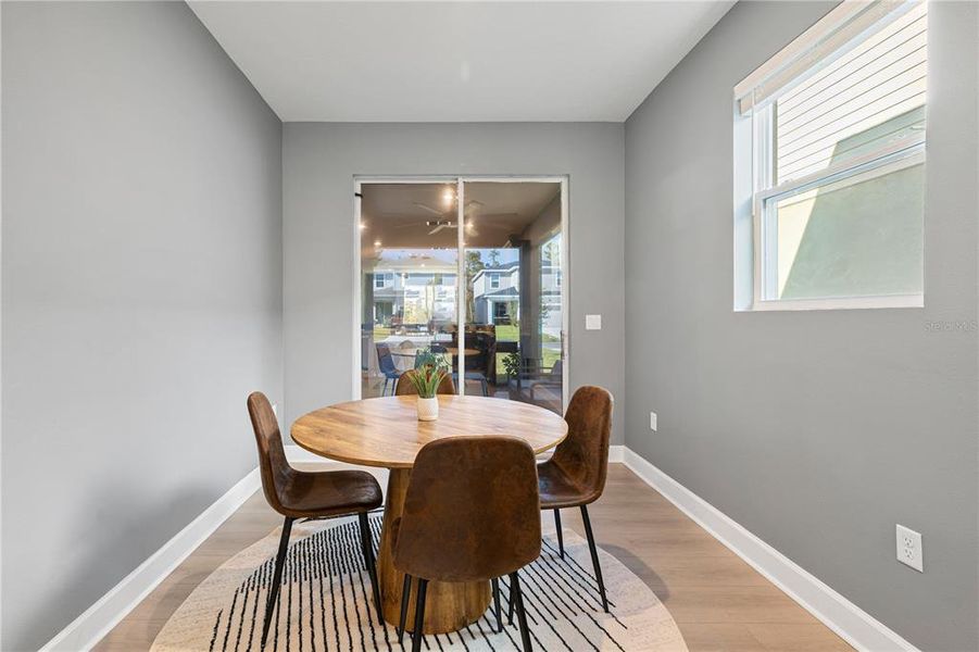 Furnished interior view inside a new home in , Orlando (Image 27).
