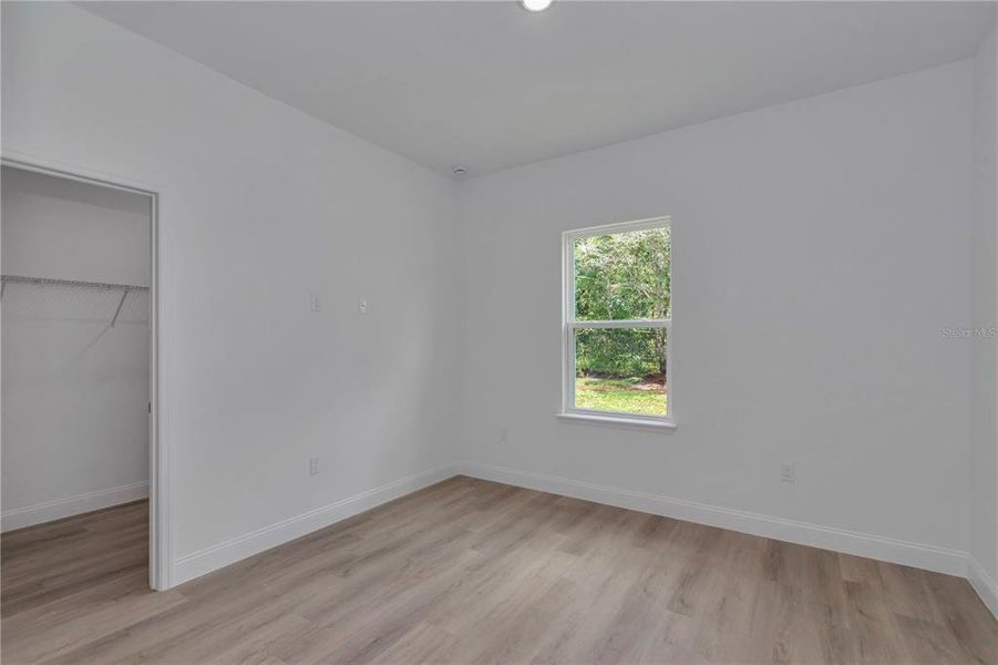 Spacious, unfurnished interior of a new home in , Ocala (Image 42).