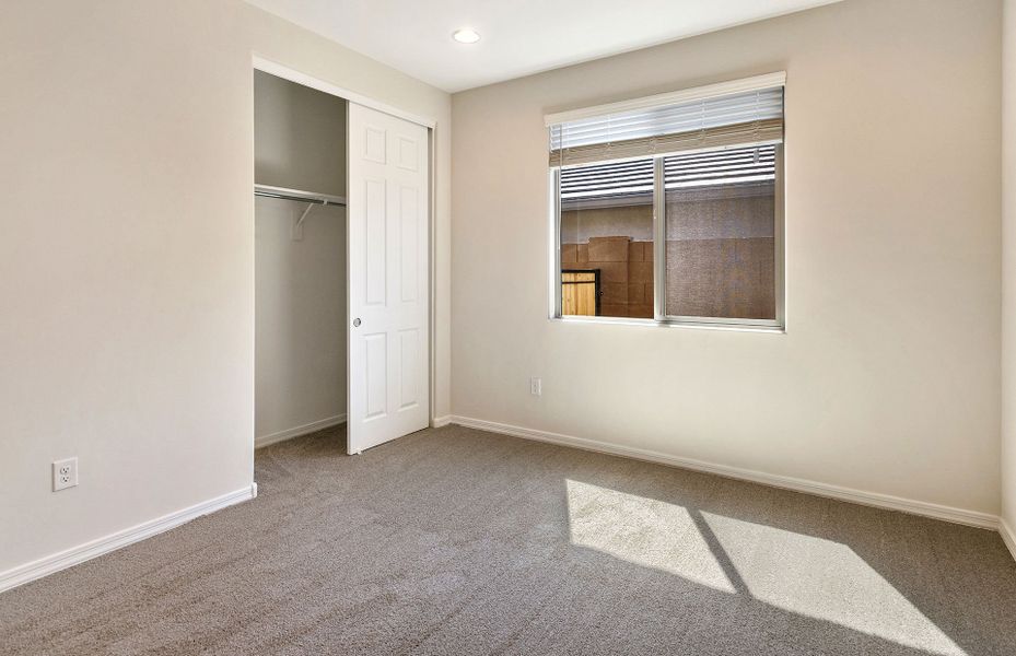 Spacious, unfurnished interior of a new home in Vistoso Canyon Estates, Oro Valley (Image 14).