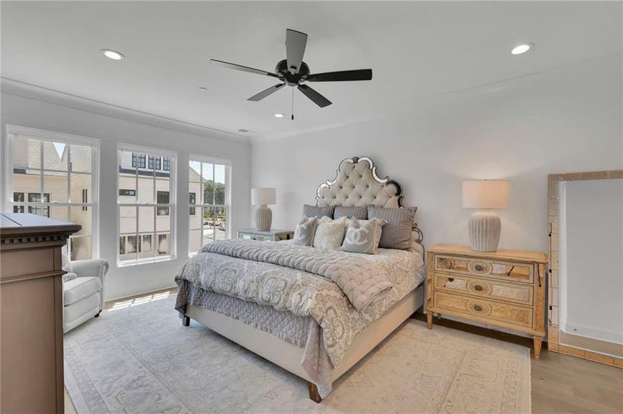 Furnished interior view inside a new home in , Alpharetta (Image 15).