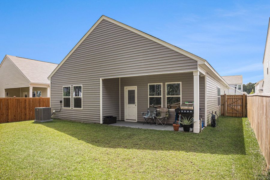 Exterior details and patio area of a home in , Summerville (Image 4).