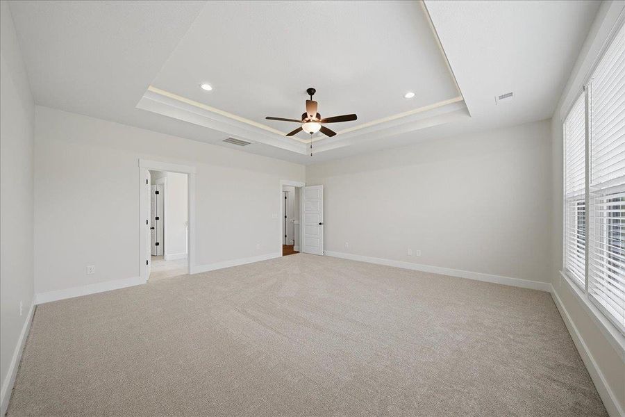 Spacious, unfurnished interior of a new home in Sky View, Columbus (Image 26).