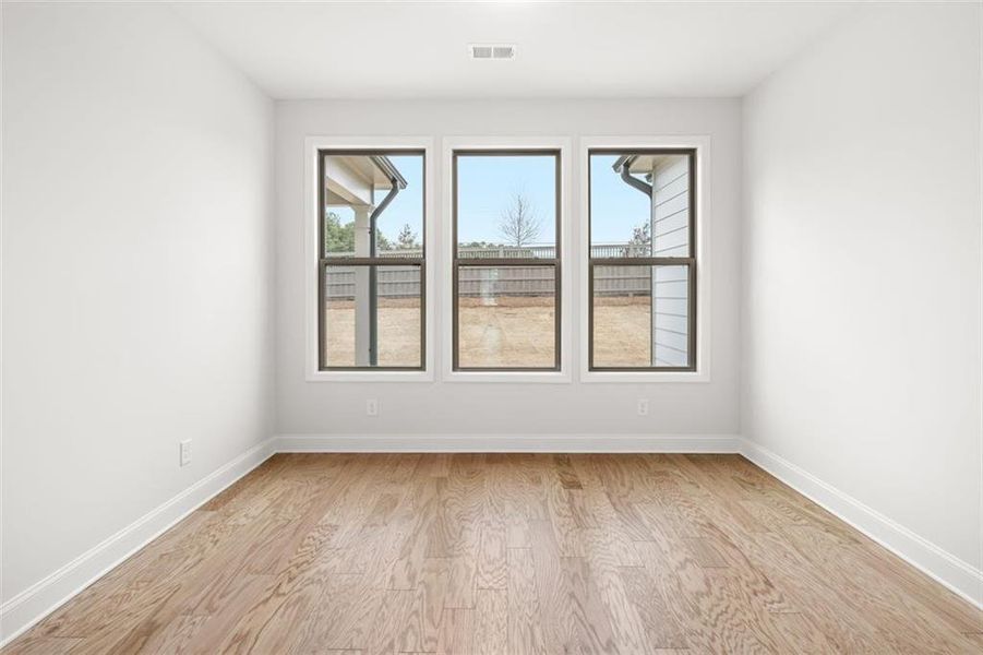 Spacious, unfurnished interior of a new home in Soleil Summit Chase, Snellville (Image 41).