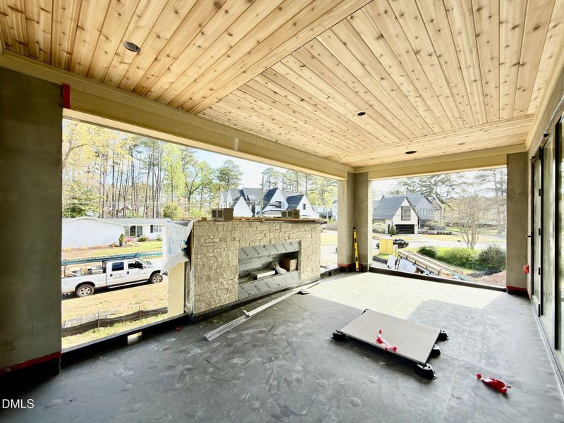 3F9EF9BC-50BB-400D-9393-B13785449327_1_1