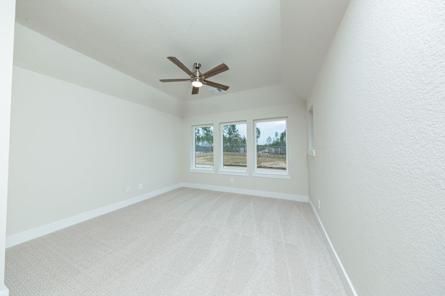 Welcome to the ultimate entertainment hub! This versatile Game Room is perfectly designed for both quiet family time and hosting lively game nights, offering seamless flow and modern comfort.