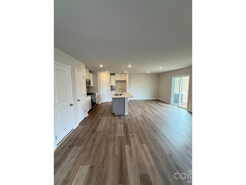 Spacious, unfurnished interior of a new home in Cleveland Hill, Shelby (Image 12).