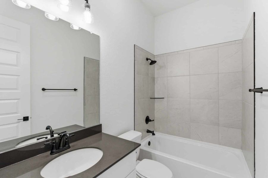 Furnished interior view inside a new home in Sienna Lakes, San Antonio (Image 7). Furnished interior view inside a new home in Sienna Lakes, San Antonio (Image 7).