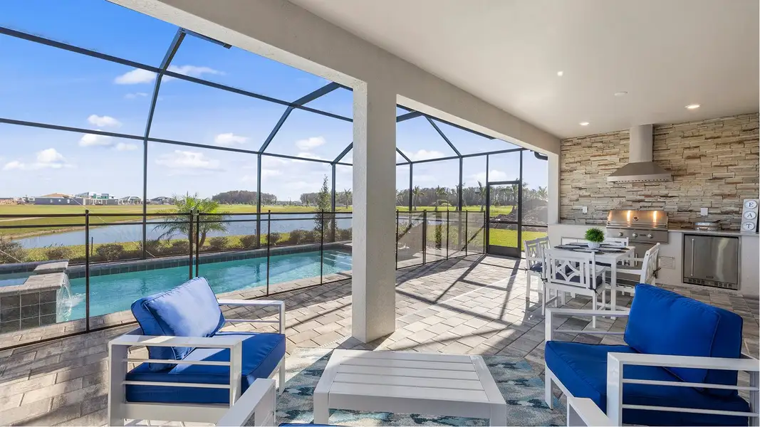 1850 Victoria Outdoor Space 2of7 Base1