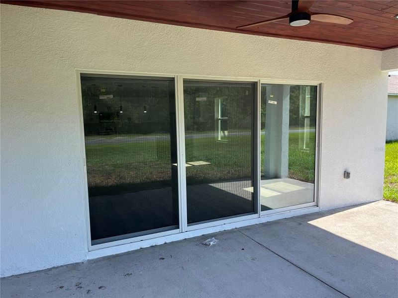 Exterior details and patio area of a home in , Kissimmee (Image 21).
