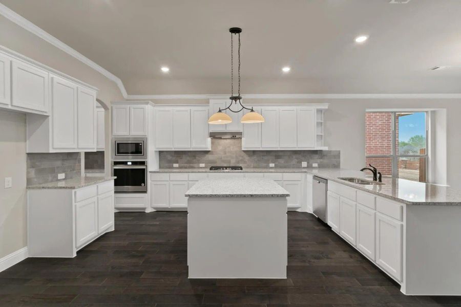 Kitchen | Concept 2533 at Abe's Landing in Granbury, TX by Landsea Homes