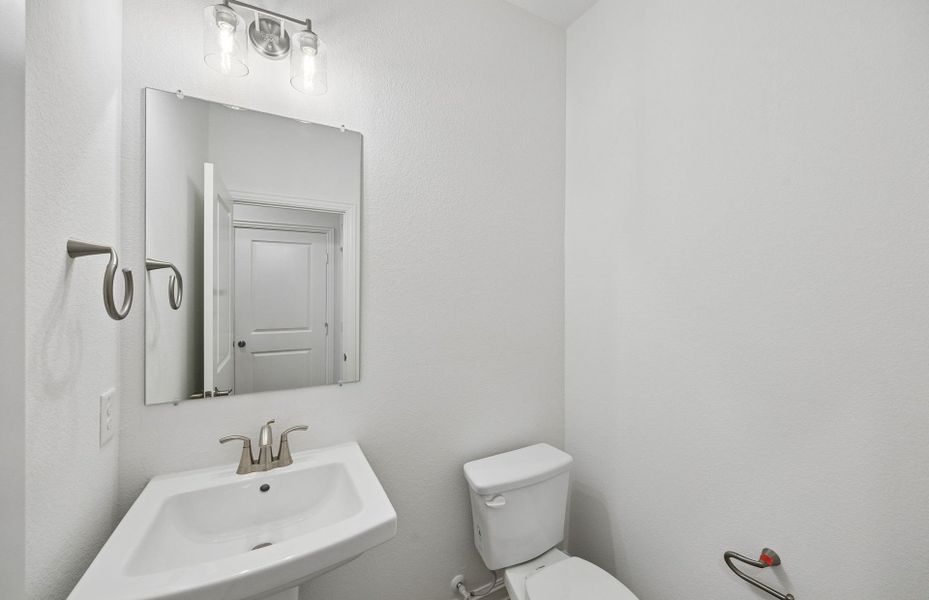 Furnished interior view inside a new home in Wilson Creek Meadows, Celina (Image 7).