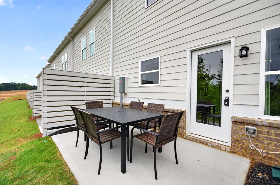 Exterior details and patio area of a home in Fairington, Cartersville (Image 3).