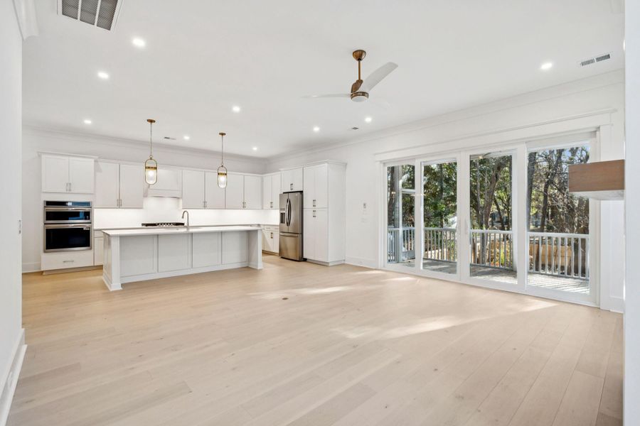 Spacious, unfurnished interior of a new home in , Mount Pleasant (Image 23).