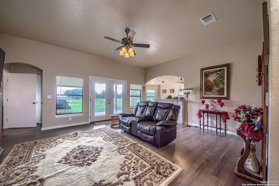 Furnished interior view inside a new home in , La Vernia (Image 7).