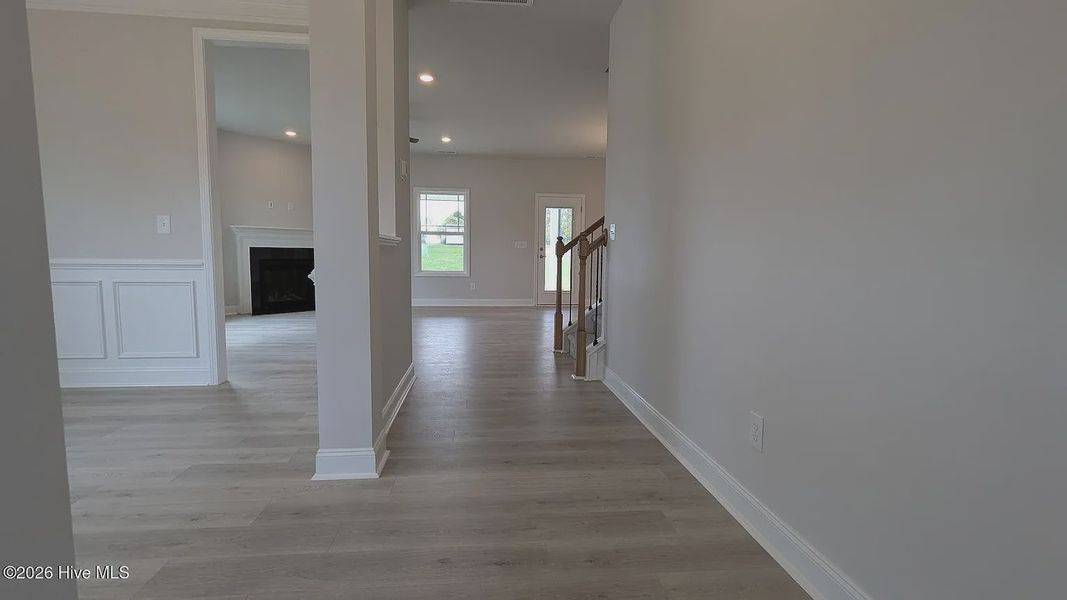 Spacious, unfurnished interior of a new home in Harvest Creek, Nashville (Image 11).