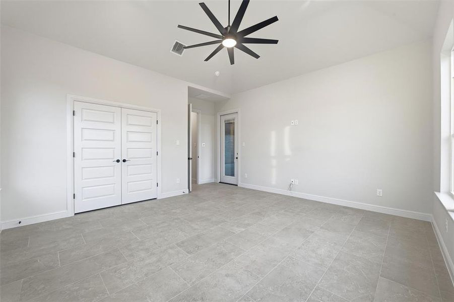 Spacious, unfurnished interior of a new home in , Decatur (Image 31).