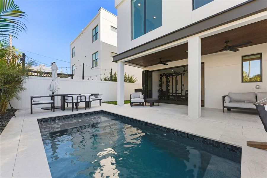 Exterior details and patio area of a home in , Tampa (Image 25).