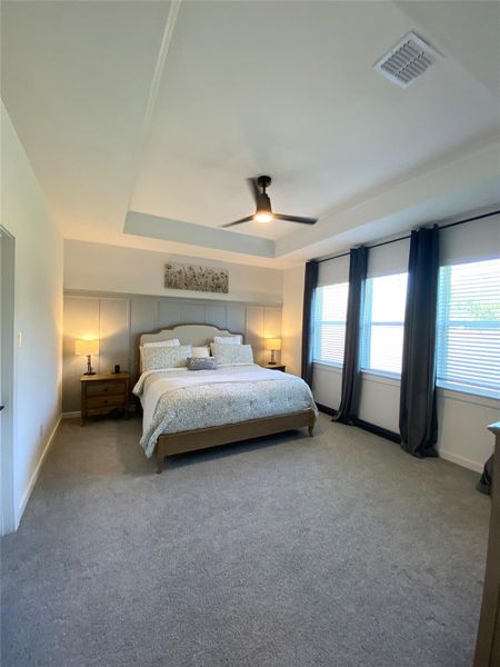 Furnished interior view inside a new home in Centennial Oaks, Santa Fe (Image 13).