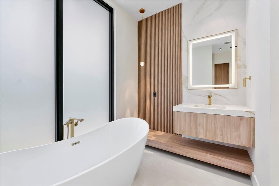 Furnished interior view inside a new home in , Plantation (Image 10).