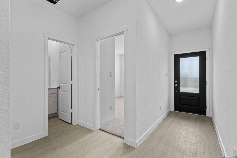 Spacious, unfurnished interior of a new home in Grace Valley, Marion (Image 20).