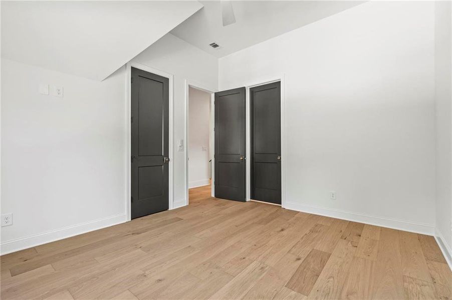 Spacious, unfurnished interior of a new home in , Atlanta (Image 22).