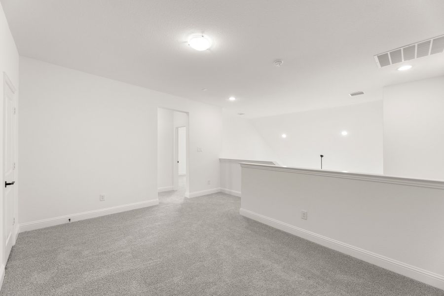 Representative unfurnished interior of a home built from the Republic by Rockwell Homes in Creekside, Royse City (Image 68). Representative unfurnished interior of a home built from the Republic by Rockwell Homes in Creekside, Royse City (Image 68).