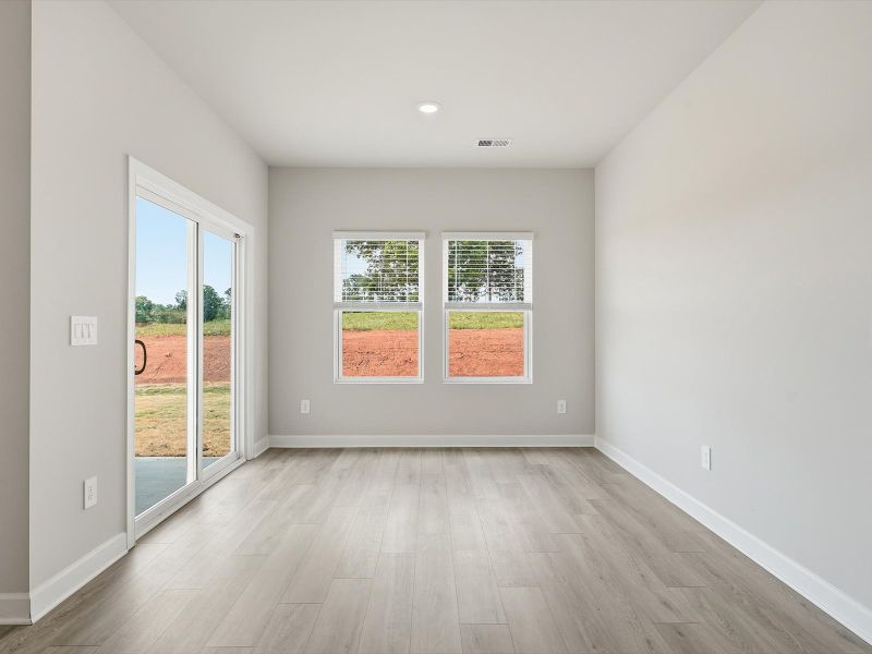 Spacious, unfurnished interior of a new home in Southwell Commons, Anderson (Image 10).