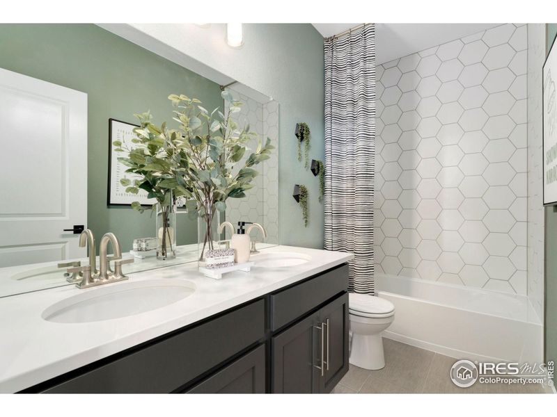 Second floor bath #2