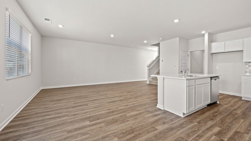 Representative unfurnished interior of a home built from the Saratoga by D.R. Horton in Poplar Preserve, Newnan (Image 13).