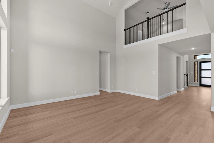 Spacious, unfurnished interior of a new home in Coastal Point, League City (Image 18).