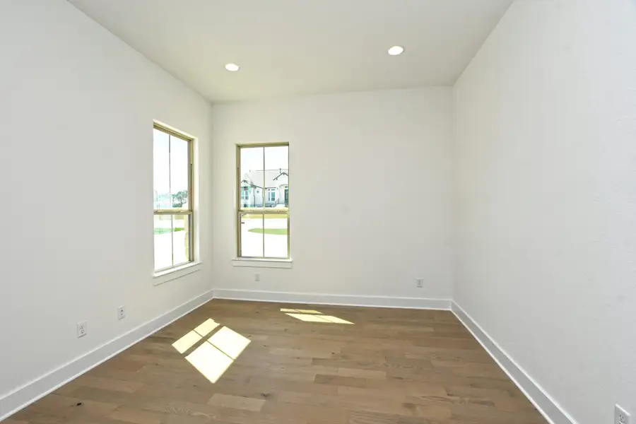 Representative unfurnished interior of a home built from the Siena III by Giddens Homes in Clearwater Ranch, Liberty Hill (Image 258).