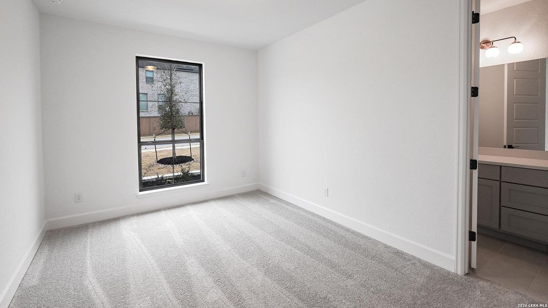 Spacious, unfurnished interior of a new home in Johnson Ranch, Bulverde (Image 17).