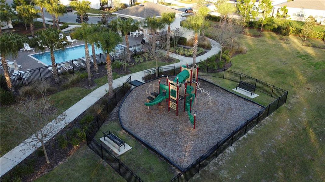 Community amenities in Canopy Terrace, Deland (Image 30).