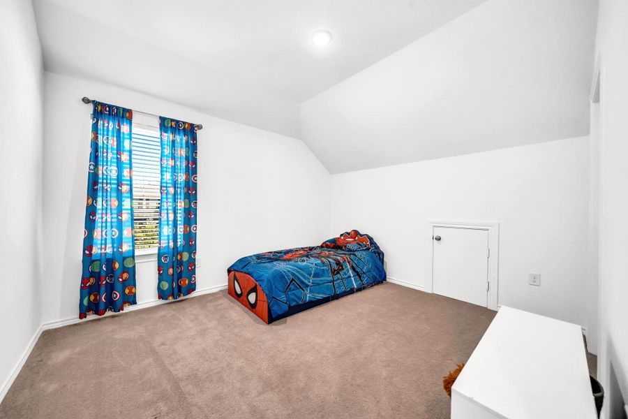 Image 29 of a home in Mavera.