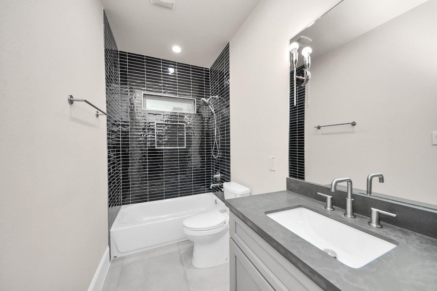 Furnished interior view inside a new home in , Houston (Image 17).