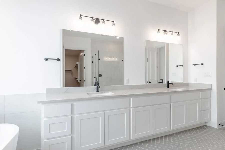 Brookdale II primary bath