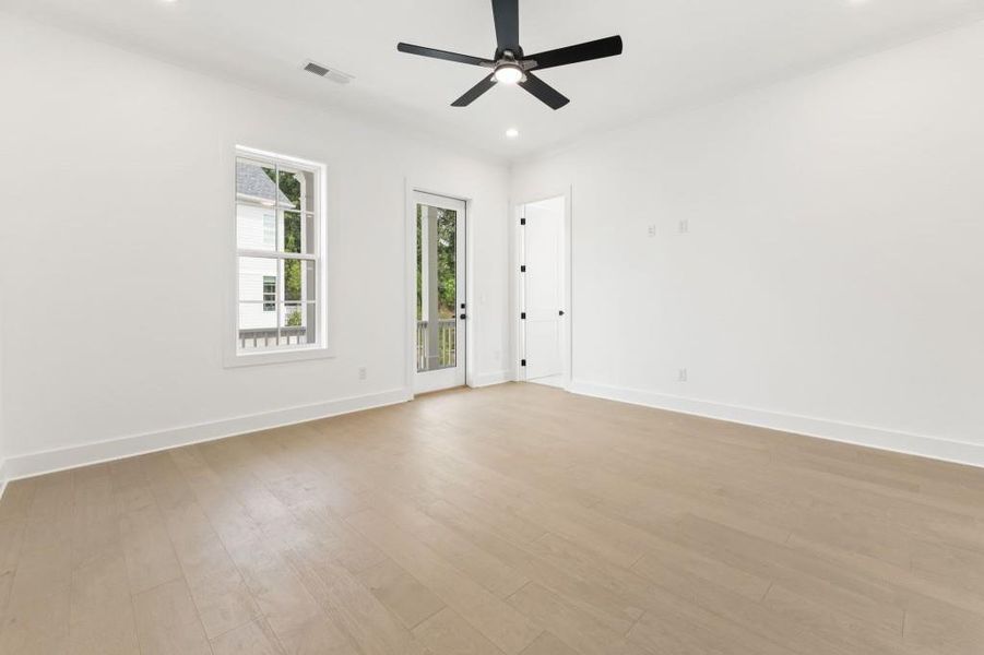 Spacious, unfurnished interior of a new home in Parkside Roswell, Roswell (Image 38).