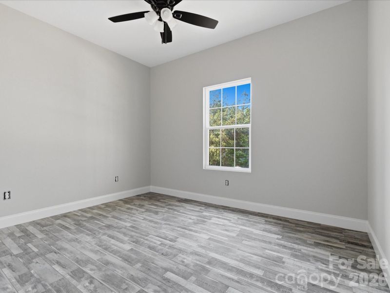 Spacious, unfurnished interior of a new home in , Clover (Image 36).