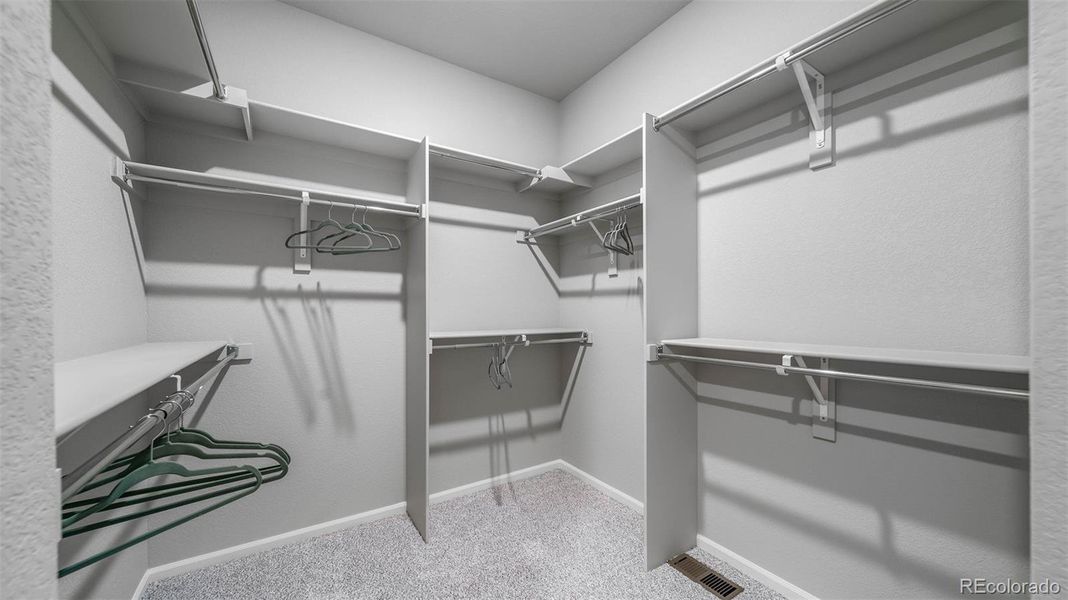 Image 37 of a home in .