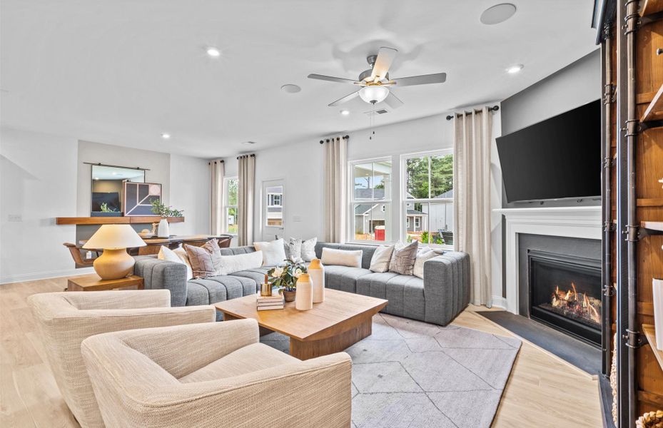 Furnished interior view inside a new home in Briarwood Reserve, Spartanburg (Image 4).