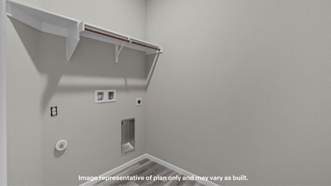 Spacious, unfurnished interior of a new home in Yukon Ridge, Odessa (Image 20).
