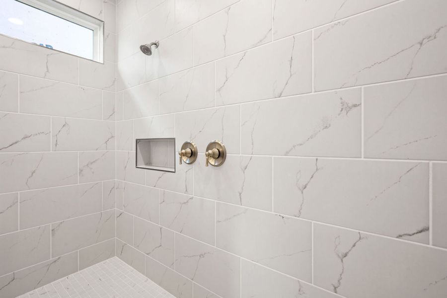 Close-up of interior finishes inside a home in Del Webb Savannah at Heartwood, Richmond Hill (Image 12).