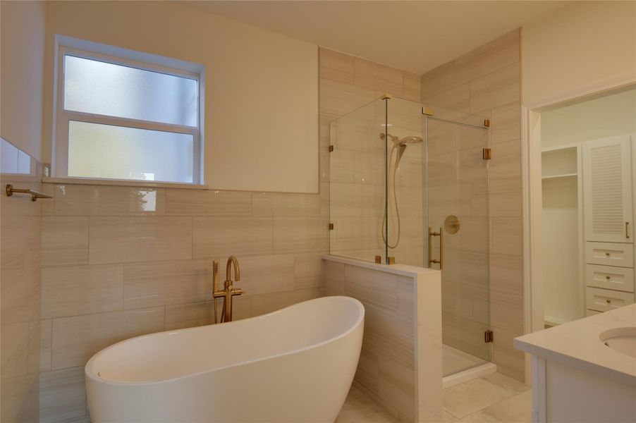 Furnished interior view inside a new home in , Houston (Image 9). Furnished interior view inside a new home in , Houston (Image 9).