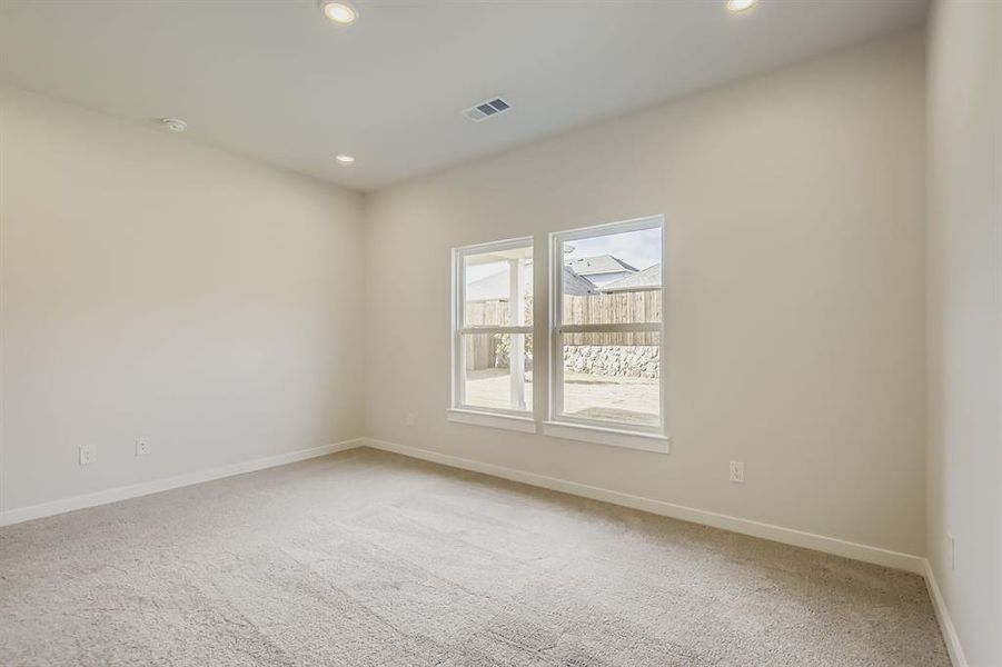 Spacious, unfurnished interior of a new home in Ambergrove, Royse City (Image 26).