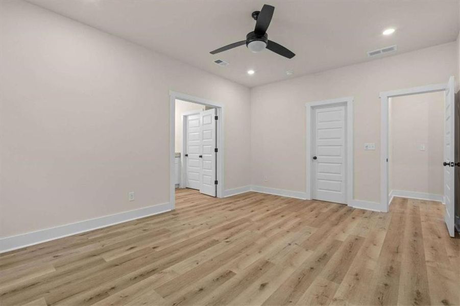 Spacious, unfurnished interior of a new home in , Temple (Image 26).