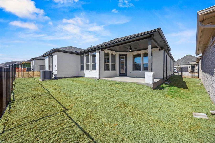 32-web-or-mls-4220-carrera-dr