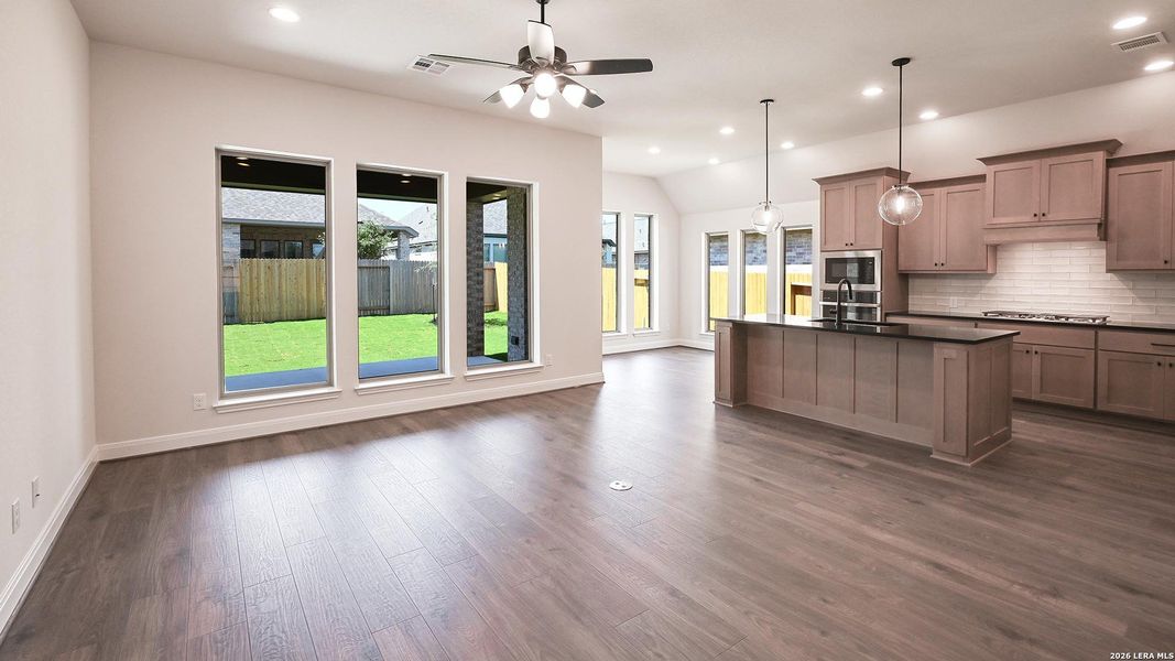 Spacious, unfurnished interior of a new home in Meadows of Mill Creek, Seguin (Image 23). Spacious, unfurnished interior of a new home in Meadows of Mill Creek, Seguin (Image 23).