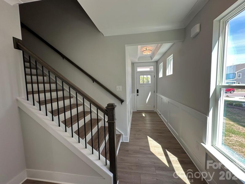 Spacious, unfurnished interior of a new home in Blythe Mill Townhomes, Waxhaw (Image 7).