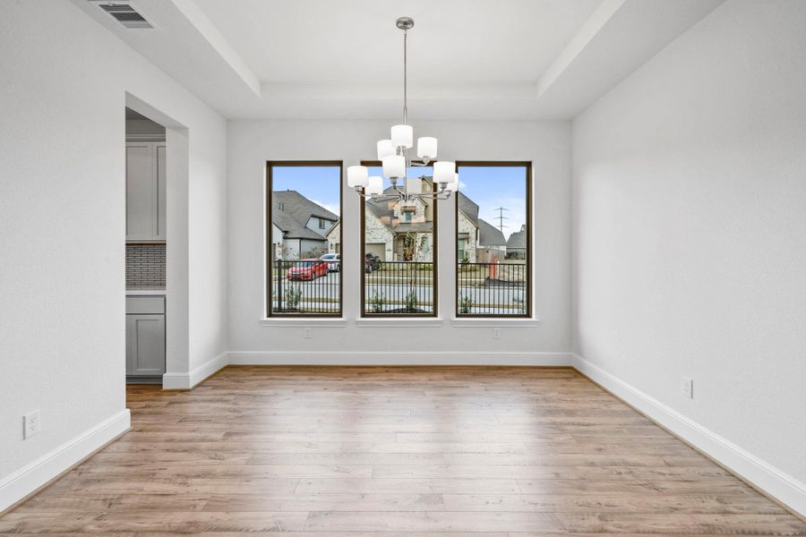 Spacious, unfurnished interior of a new home in Bridgeland 55', Cypress (Image 24).